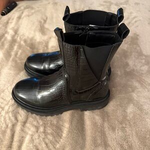 boo hoo Chunky Moto Boots - Women’s s-9